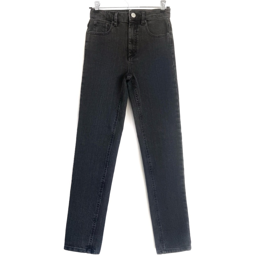 ASOS 90’s High Waisted Washed Mom Jeans in Washed Black
